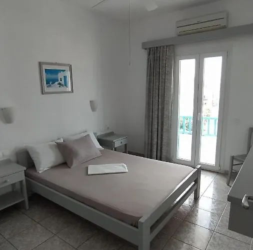 Marianos Antiparos Town