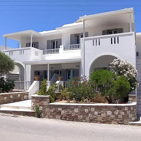 Marianos * Antiparos Town