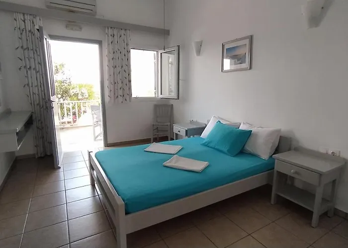 Marianos Antiparos Town