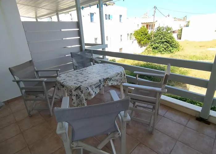 Marianos * Antiparos ciudad